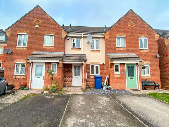 2 Bedroom Terraced House To Rent In Perry Close, Tamworth, Staffordshire, B79