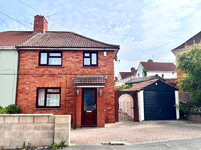 3 Bedroom House To Rent In Dawlish Road, Bristol, BS3