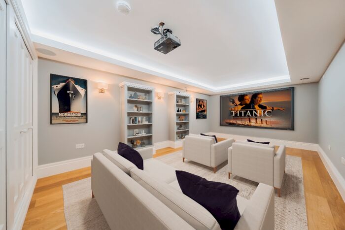 5 Bedroom Detached House To Rent In St. Johns Road, Kew, Richmond, TW9