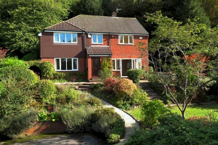 4 Bedroom Detached House To Rent In Woodlands Lane, Haslemere, GU27