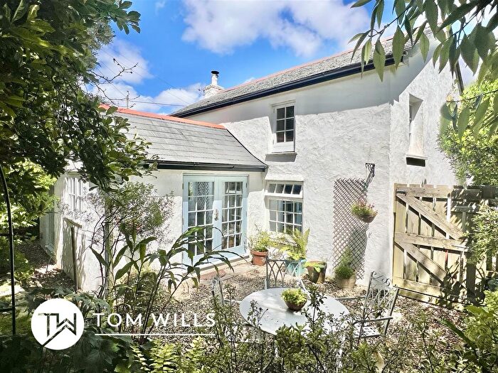 3 Bedroom Cottage For Sale In Private And Central Village Position, Carnon Downs, Truro, TR3