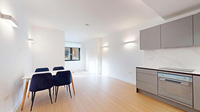 2 Bedroom Flat To Rent In New Horizons Court, Brentford, TW8