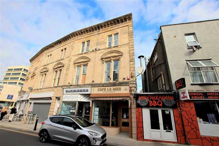 4 Bedroom Detached House To Rent In Weston Super Mare, BS23