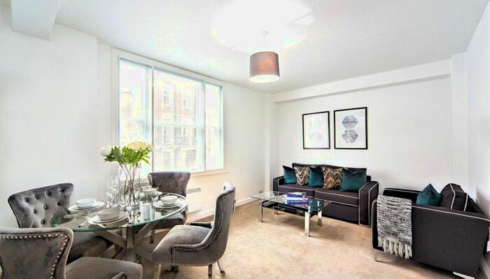 1 Bedroom Flat To Rent In Hill Street, London, W1J