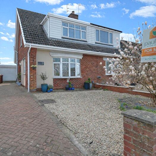 2 Bedroom Semi-Detached Bungalow For Sale In Sherburn Crescent, Scunthorpe, DN15