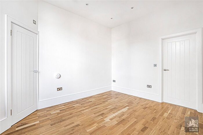 1 Bedroom Flat To Rent In Windmill Street, London, W1T