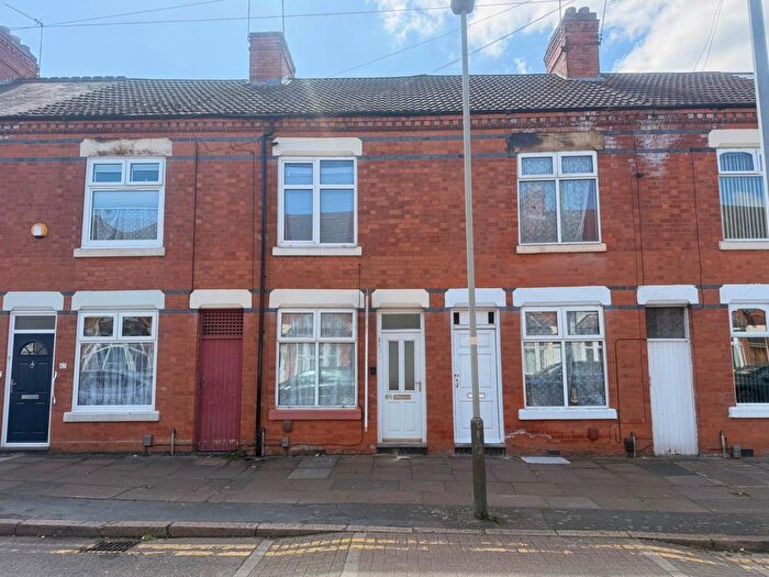 3 Bedroom Terraced House For Sale In Moira Street, Belgrave, LE4