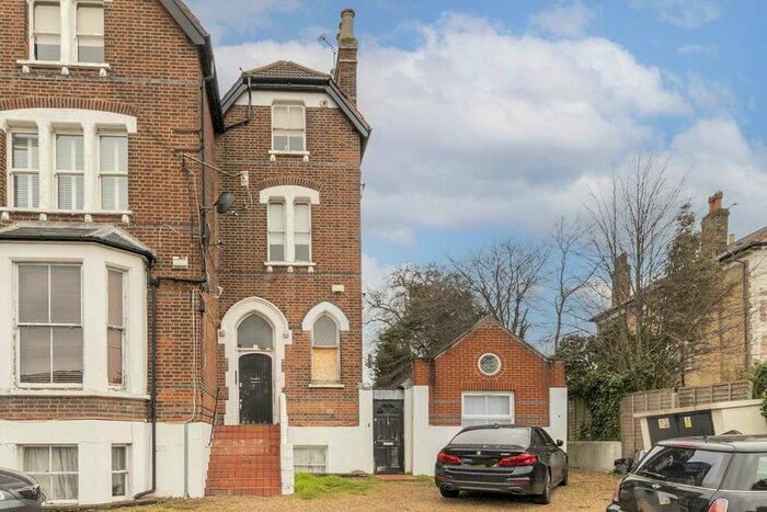 1 Bedroom Flat To Rent In Leigham Court Road, London, SW16