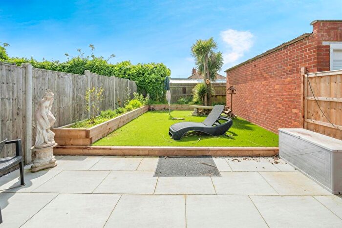 2 Bedroom Detached Bungalow For Sale In Second Avenue, Caister-On-Sea, Great Yarmouth, NR30