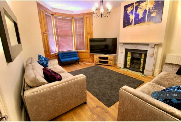 8 Bedroom Terraced House To Rent In Osborne Avenue, Newcastle Upon Tyne, NE2