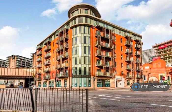 1 Bedroom Flat To Rent In Barnfield House, Salford, M3