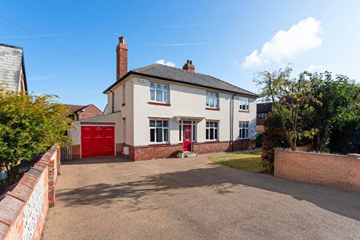 4 Bedroom Detached House For Sale In Batty Lane, Howden, DN14