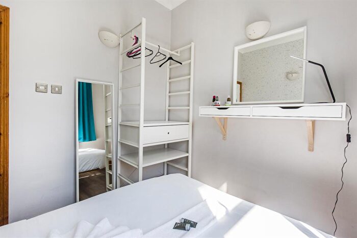 2 Bedroom Flat To Rent In Agar Grove, London, NW1