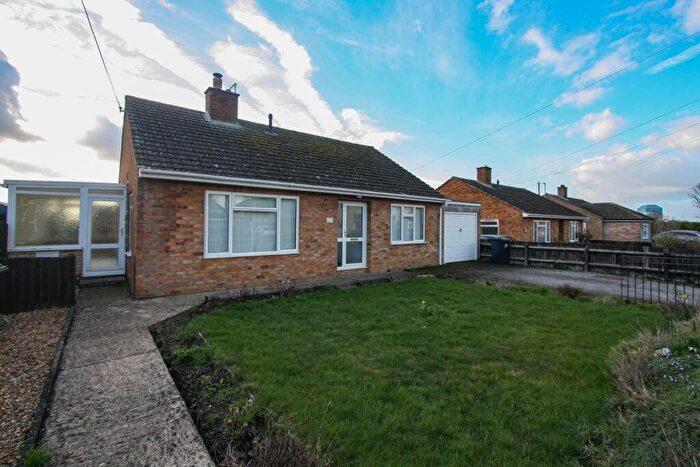 2 Bedroom Detached Bungalow To Rent In Orchard Row, Soham, Ely, CB7