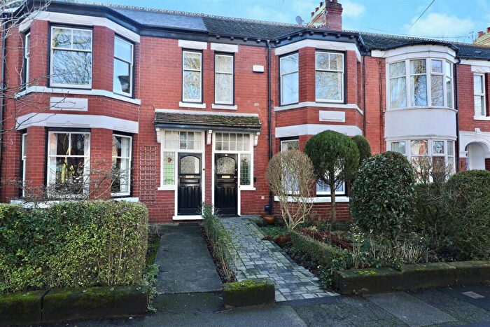 4 Bedroom Terraced House For Sale In Princes Avenue, Hull, HU5