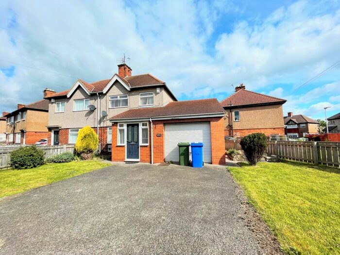 3 Bedroom Semi-Detached House To Rent In Queens Gardens, Blyth, NE24