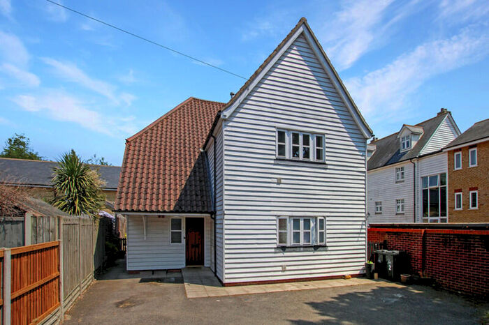 2 Bedroom Apartment To Rent In High Street, Maldon, Essex, CM9