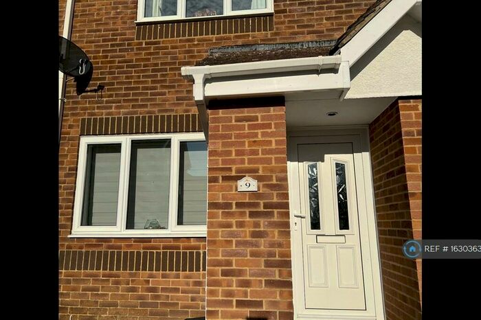 2 Bedroom Semi-Detached House To Rent In Sycamore Close, Chippenham, SN15