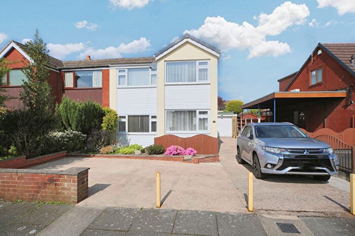 4 Bedroom Semi-Detached House For Sale In Falkland Drive, Ashton-In-Makerfield, WN4