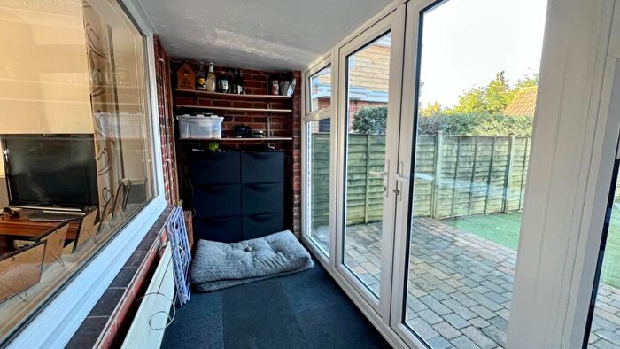 2 Bedroom Bungalow For Sale In Pound Lane, Burley, Ringwood, BH24