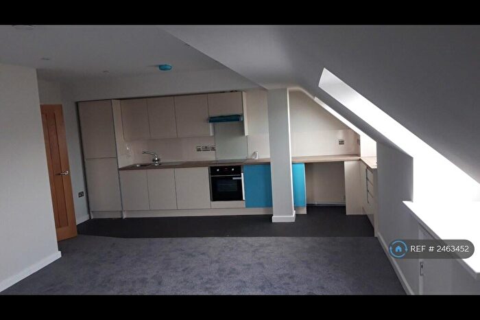 2 Bedroom Flat To Rent In Loose Road, Maidstone, ME15
