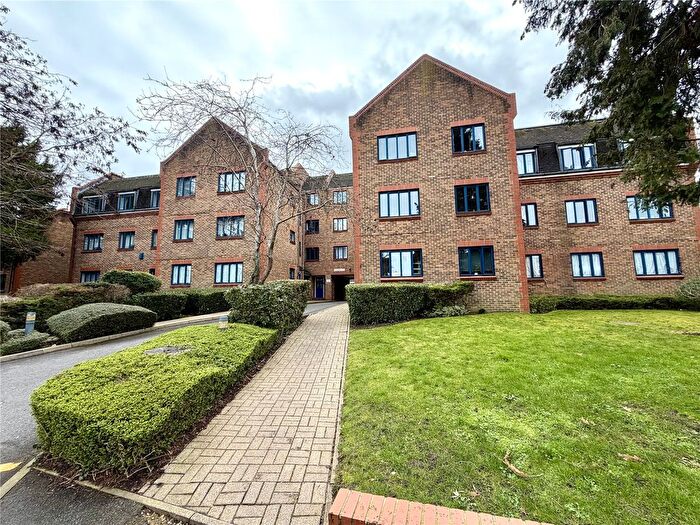 1 Bedroom Flat To Rent In Worcester Road, South Sutton, Surrey, SM2