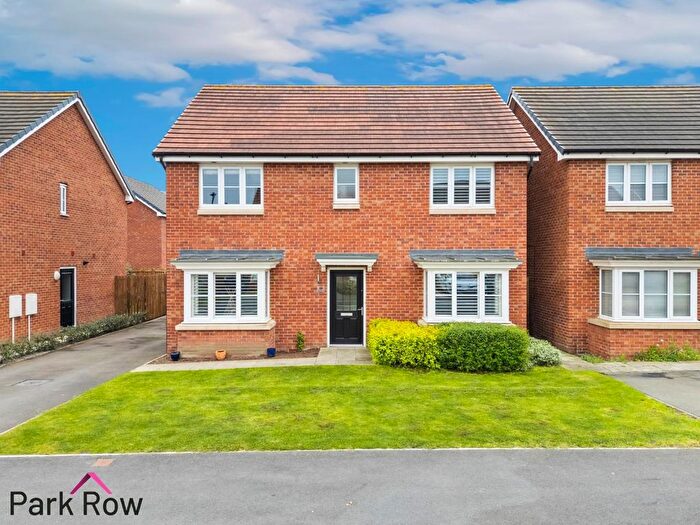 5 Bedroom Detached House For Sale In Gatekeeper Drive, Sherburn In Elmet, Leeds, LS25