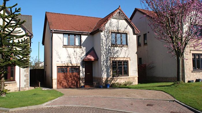 4 Bedroom Detached Villa For Sale In Rowan Tee Walk Larbert, FK5