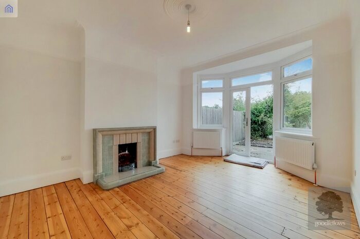 3 Bedroom Semi-Detached House To Rent In Dorset Road, Wimbledon, London, SW19