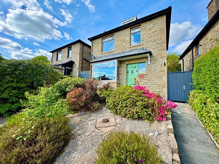 3 Bedroom Detached House To Rent In Haslingden Old Road, Rossendale, Lancashire, BB4