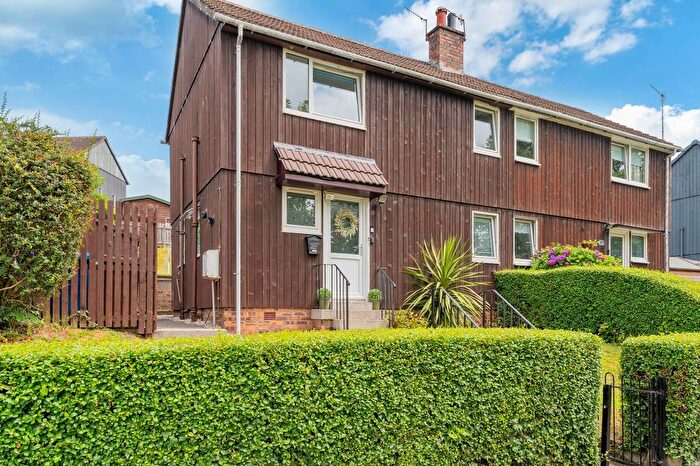 3 Bedroom Semi-detached House For Sale In Dumbuck Road, Dumbarton, G82