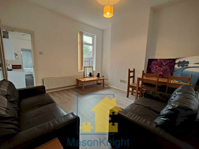 5 Bedroom Terraced House To Rent In Manilla Road, Selly Oak, B29