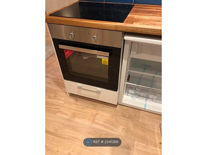 1 Bedroom Flat To Rent In Ramiles, Southsea, PO5