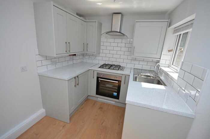 3 Bedroom House To Rent In Cromwell Road, Rushden, NN10