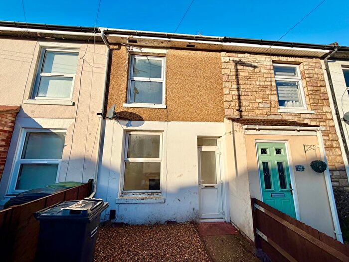 2 Bedroom Terraced House To Rent In Bedford Street, Gosport, PO12