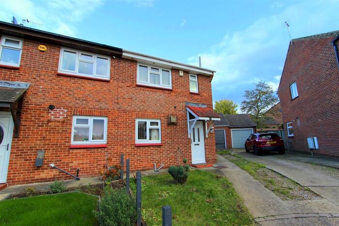 3 Bedroom Semi Detached House To Rent In Milkwood Court, Darlington, DL3