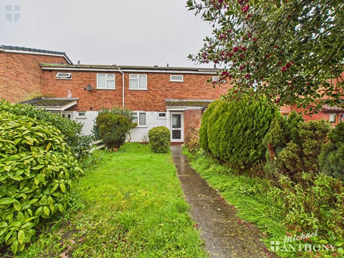 3 Bedroom Terraced House For Sale In Monmouth Close, Aylesbury, Buckinghamshire, HP19