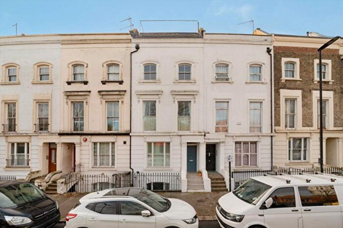 1 Bedroom Flat For Sale In Malden Road, Kentish Town, NW5
