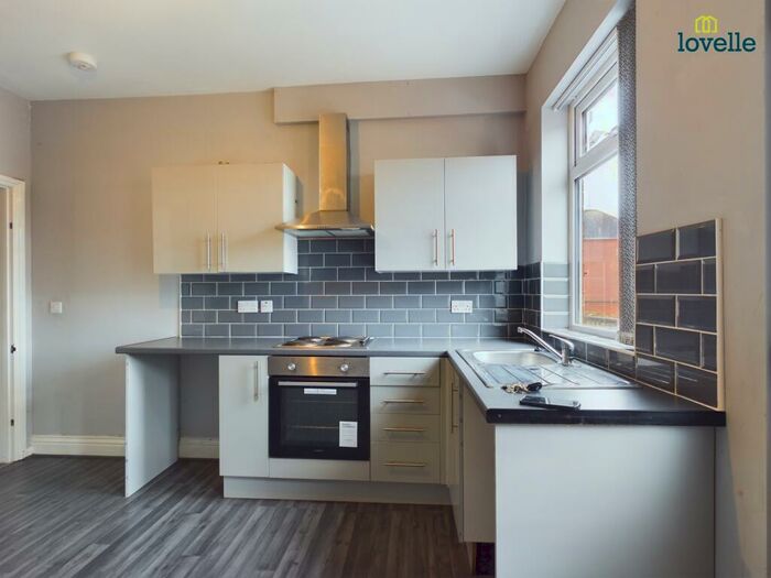 1 Bedroom Flat To Rent In High Street, Lincoln, LN5