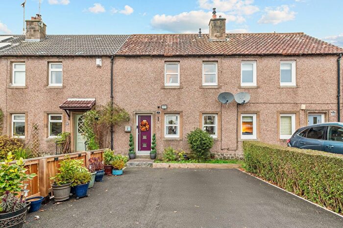 2 Bedroom Terraced House For Sale In North End, Cambusbarron, FK7