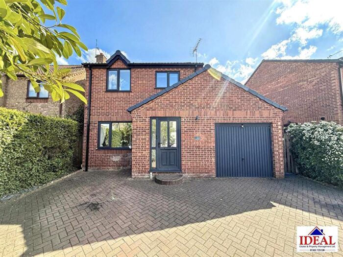3 Bedroom Detached House For Sale In Bridgewater Park Drive, Skellow, Doncaster, DN6