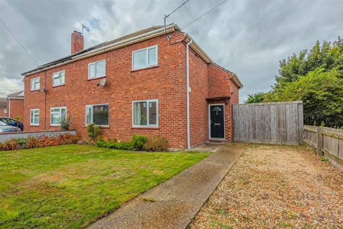 3 Bedroom Semi-Detached House For Sale In Chappell Road, Deeping St. Nicholas, Spalding, PE11