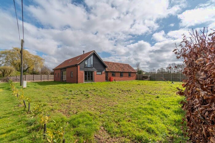 5 Bedroom Detached House For Sale In Thumb Lane, Horningtoft, NR20