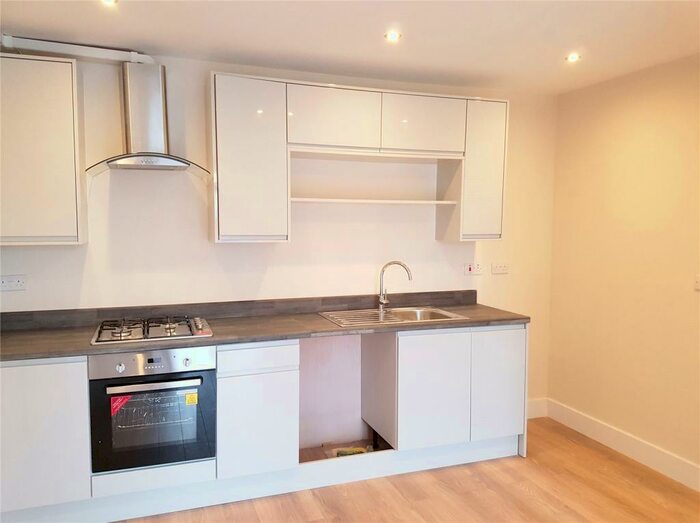 2 Bedroom Apartment To Rent In Marketfield Road, Redhill, Surrey, RH1