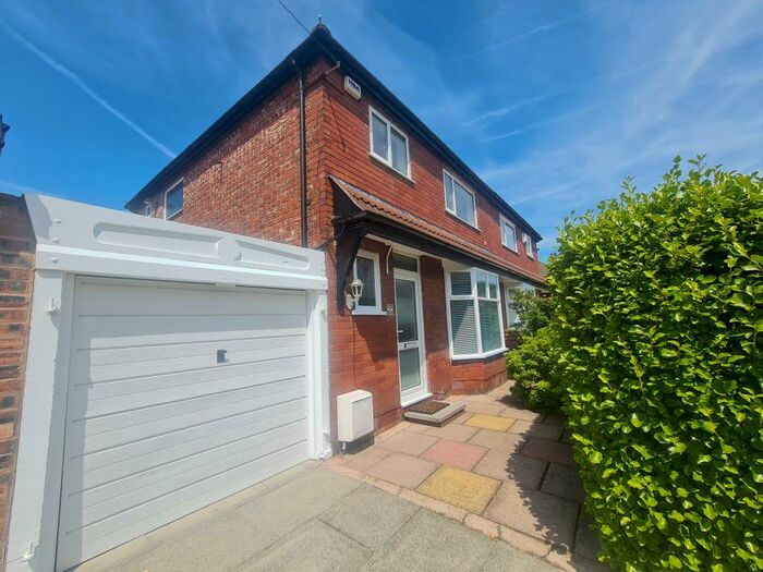 3 Bedroom House To Rent In Austin Drive, Didsbury, Greater Manchester, M20