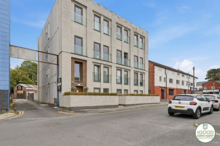 1 Bedroom Flat For Sale In Oak Meadows, Warren Road Cheadle Hulme, SK8