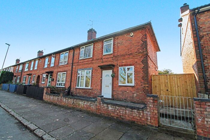 2 Bedroom Terraced House For Sale In Hughenden Drive, Leicester, LE2