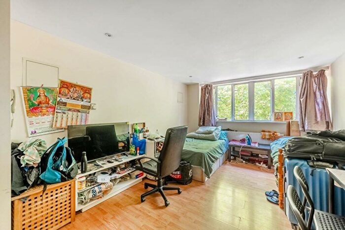 Studio To Rent In Rayners Lane, Rayners Lane, Harrow, HA2