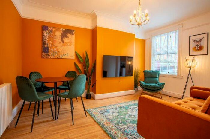 6 Bedroom Terraced House To Rent In William Street, Loughborough, Leicestershire, LE11