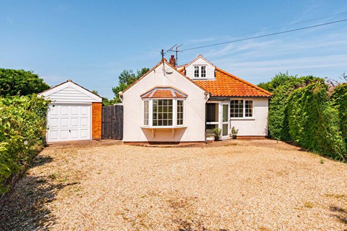 4 Bedroom Detached Bungalow For Sale In North Drive, Fakenham, NR21